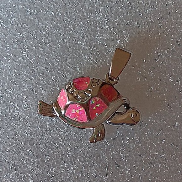 New -  Turtle Pink Fire Opal 925 Silver Pendant - Includes a Chain - Picture 2 of 5